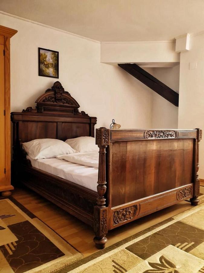 Hotel Marion Dumbraveni  Exteriér fotografie