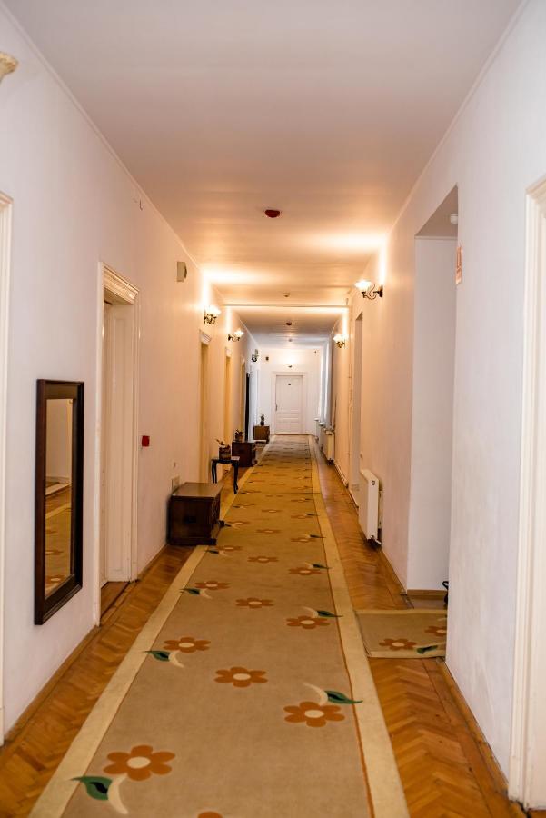 Hotel Marion Dumbraveni  Exteriér fotografie